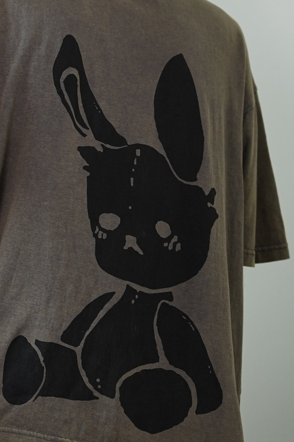 VOID BUNNY ACID WASH TEE