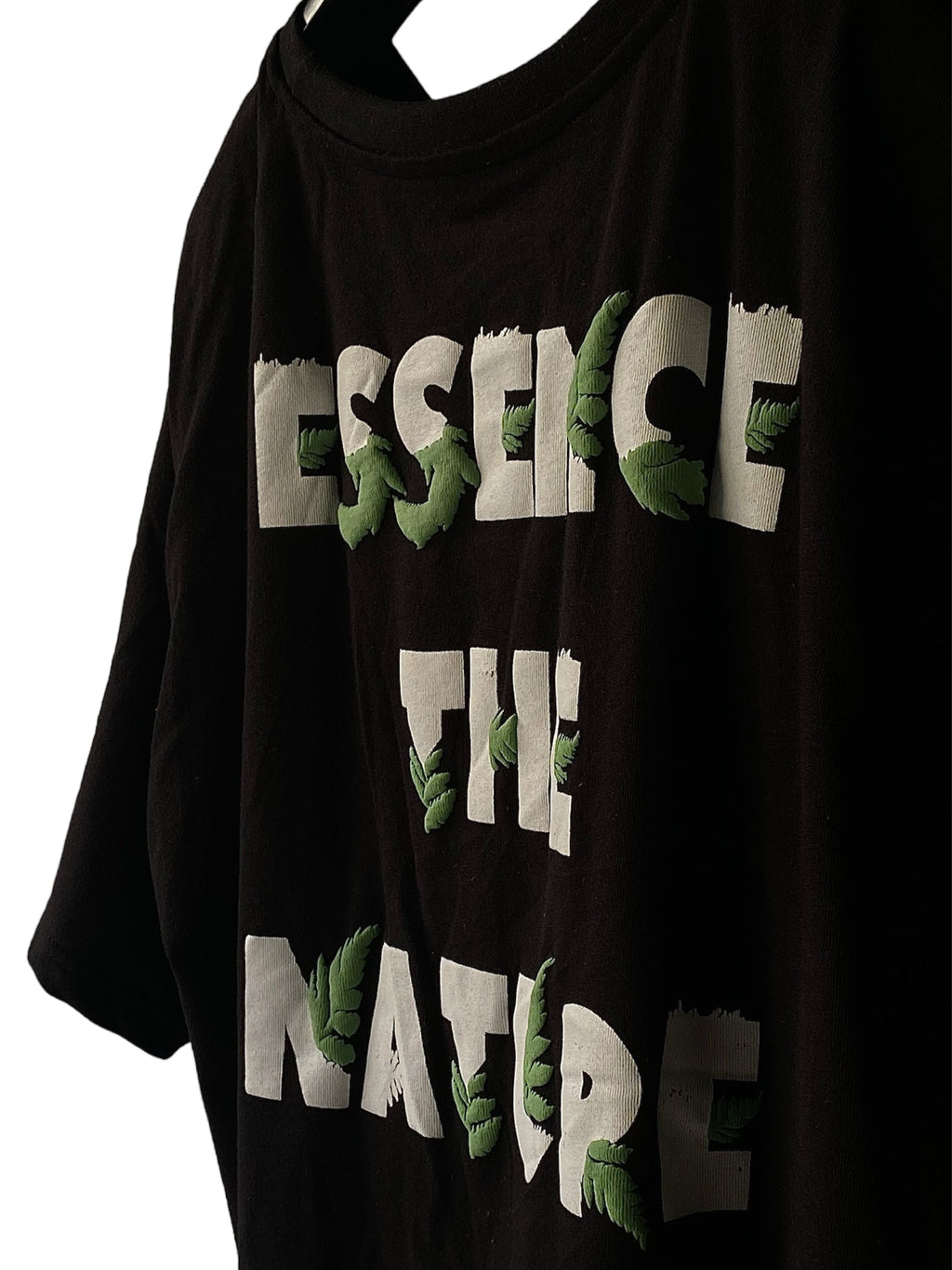 ESSENCE THE NATURE TEE